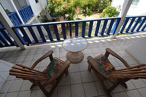 Bananaquit Apartments