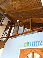 Bananaquit Apartments