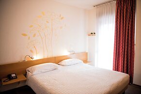 Hotel Rendez Vous
