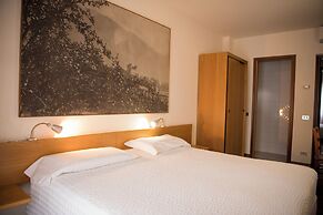 Hotel Rendez Vous