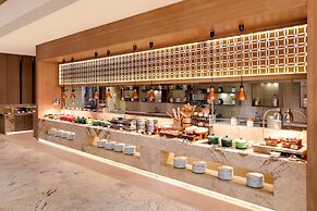 Sandal Suites Op. by Lemon Tree Hotels