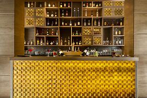 Sandal Suites Op. by Lemon Tree Hotels