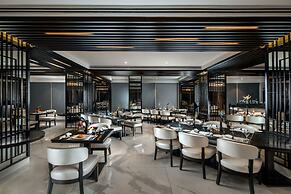 Sandal Suites Op. by Lemon Tree Hotels