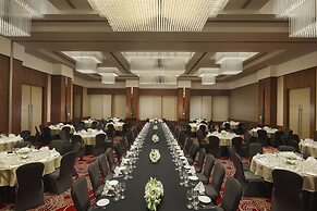 Sandal Suites Op. by Lemon Tree Hotels