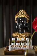 Sandal Suites Op. by Lemon Tree Hotels