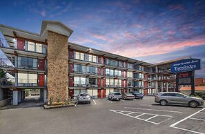 Americana Inn, a Travelodge by Wyndham