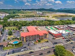 Americana Inn, a Travelodge by Wyndham