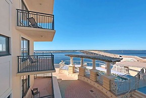 Emerald Grande Vacation Resort by Resort Stay