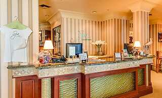 Emerald Grande Vacation Resort by Resort Stay