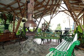 Cabañas y Flores Finca Hotel