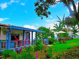 Cabañas y Flores Finca Hotel