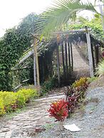 Cabañas y Flores Finca Hotel