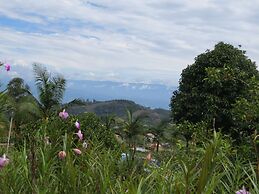Cabañas y Flores Finca Hotel