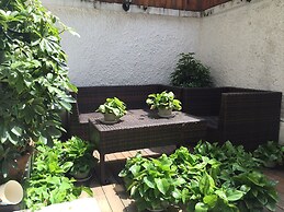 JY Distributed Theme Hotel Apartment