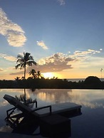 FOX Hotel Jimbaran Beach Bali