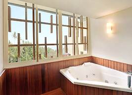 FOX Hotel Jimbaran Beach Bali