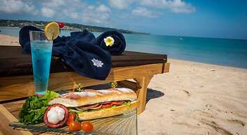 FOX Hotel Jimbaran Beach Bali