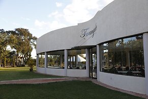 Twangale Resort & Spa