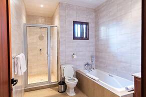 Twangale Resort & Spa