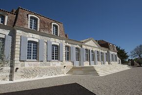 Château Prieuré Marquet - Chambres d'Hôtes D'exception