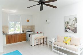 El Pelicano Apart-Hotel