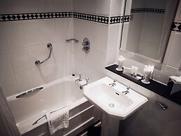 Hatherley Manor Hotel & Spa