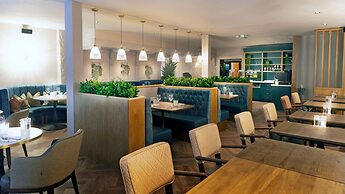 Hatherley Manor Hotel & Spa