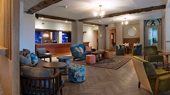 Hatherley Manor Hotel & Spa