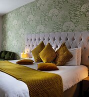 Hatherley Manor Hotel & Spa