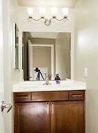 Glendale Getaway By Signature Vacation Rentals