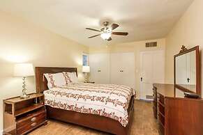 Encanto Bungalow By Signature Vacation Rentals