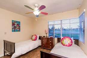 Encanto Bungalow By Signature Vacation Rentals