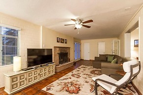 Encanto Bungalow By Signature Vacation Rentals