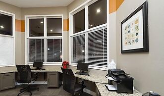 Wonderland By Signature Vacation Rentals