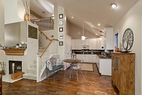 Velvet Dream By Signature Vacation Rentals