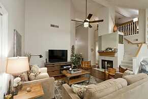 Velvet Dream By Signature Vacation Rentals