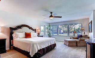 Bella Lincoln Estate Signature Vacation Rentals