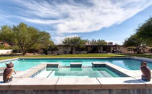 Bella Lincoln Estate Signature Vacation Rentals