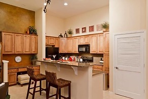 Acacia Loft By Signature Vacation Rentals