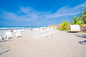 Izalco Hotel & Beach Resort