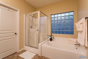 Desert Falls By Signature Vacation Rentals