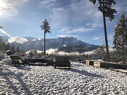 The Cabin at Sweetwater Lane Farm