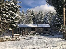 The Cabin at Sweetwater Lane Farm