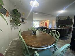 The Cabin at Sweetwater Lane Farm