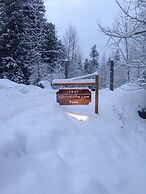 The Cabin at Sweetwater Lane Farm