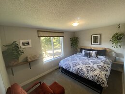 The Cabin at Sweetwater Lane Farm