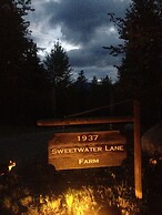 The Cabin at Sweetwater Lane Farm