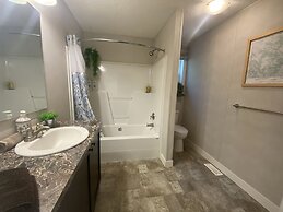 The Cabin at Sweetwater Lane Farm