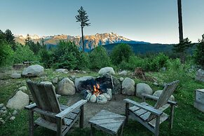 The Cabin at Sweetwater Lane Farm