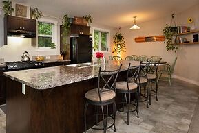 The Cabin at Sweetwater Lane Farm